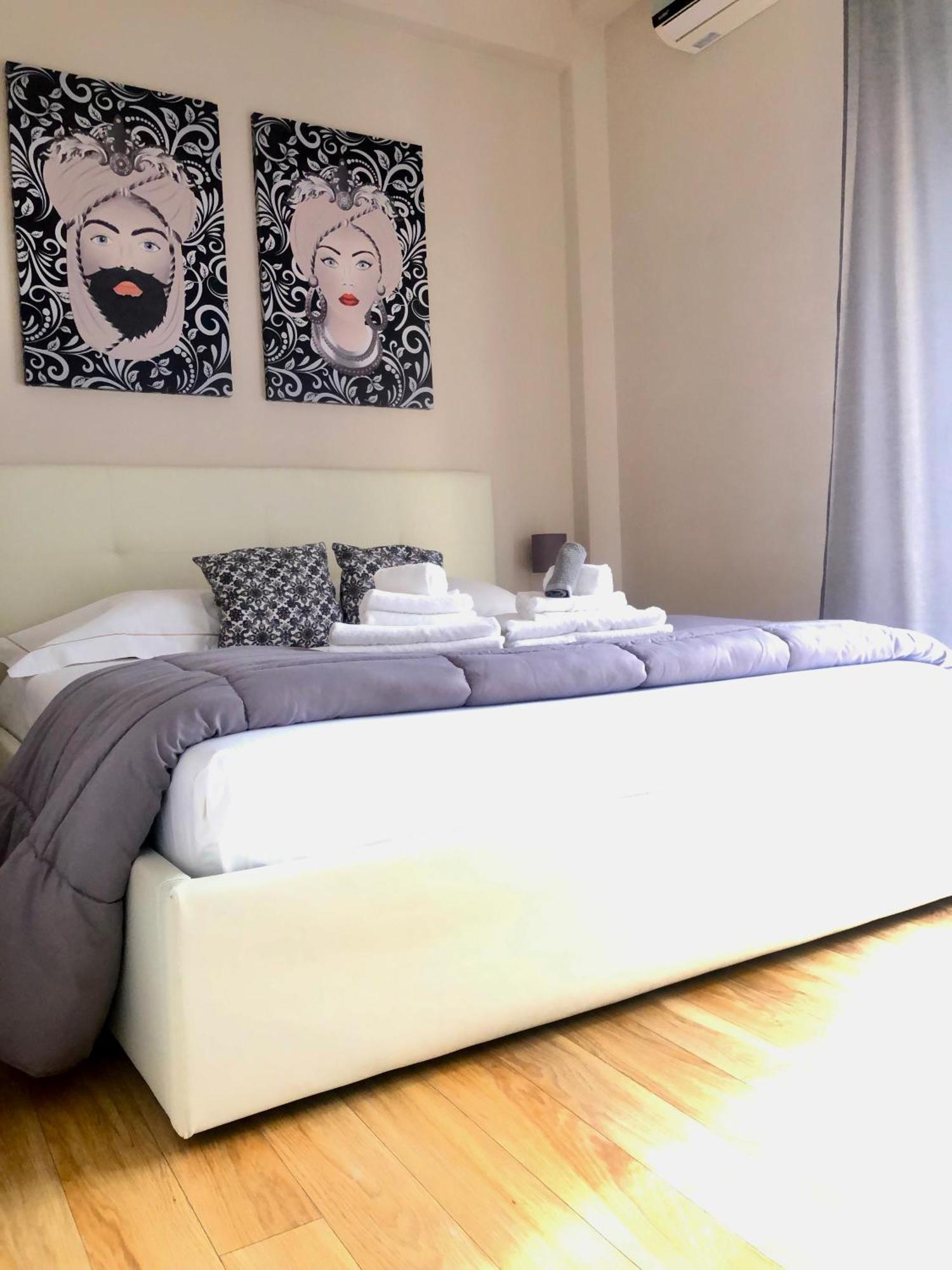 Taormina Center Private Apartments By Fragranza Di Sicilia Ngoại thất bức ảnh