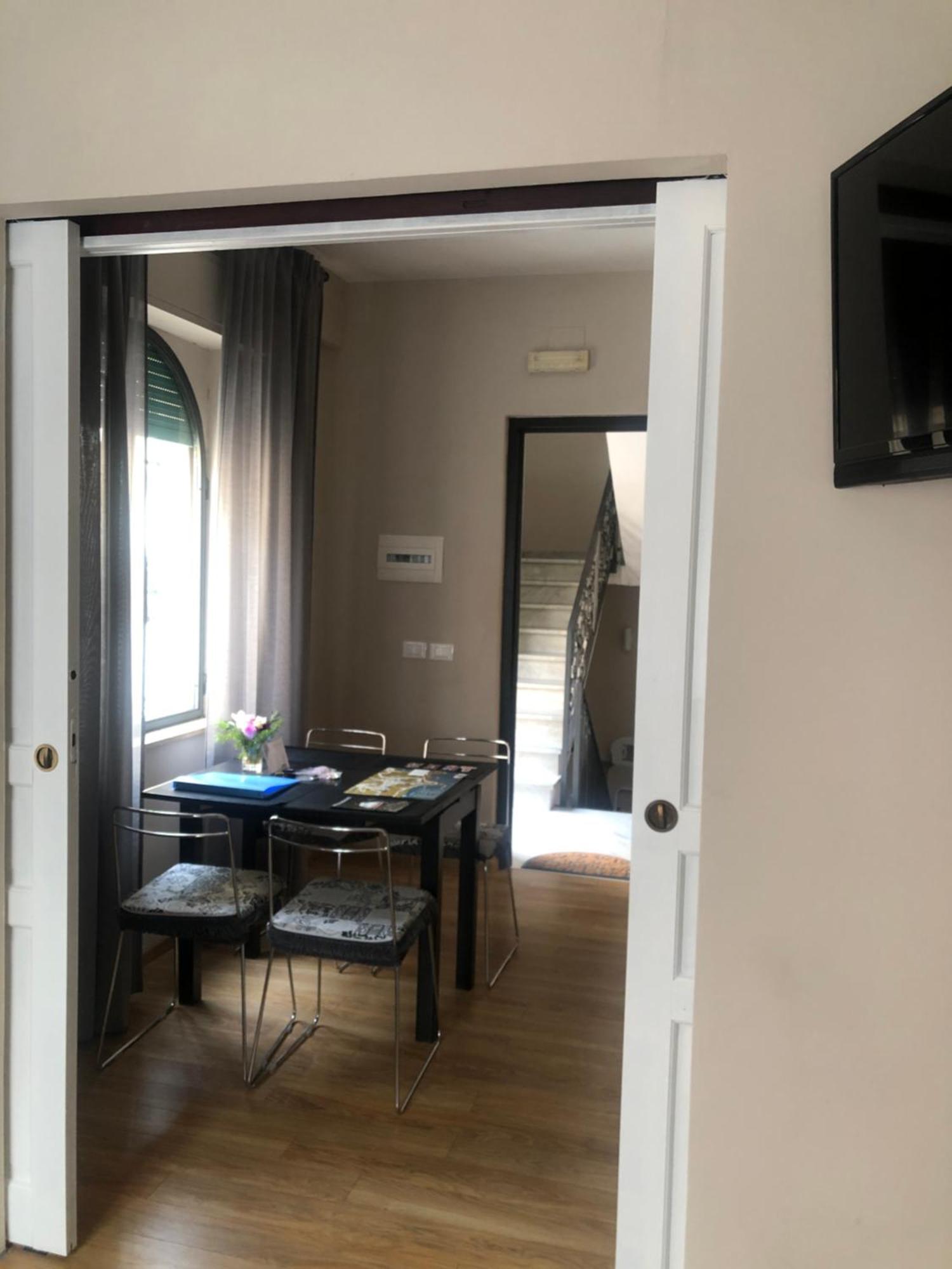 Taormina Center Private Apartments By Fragranza Di Sicilia Ngoại thất bức ảnh
