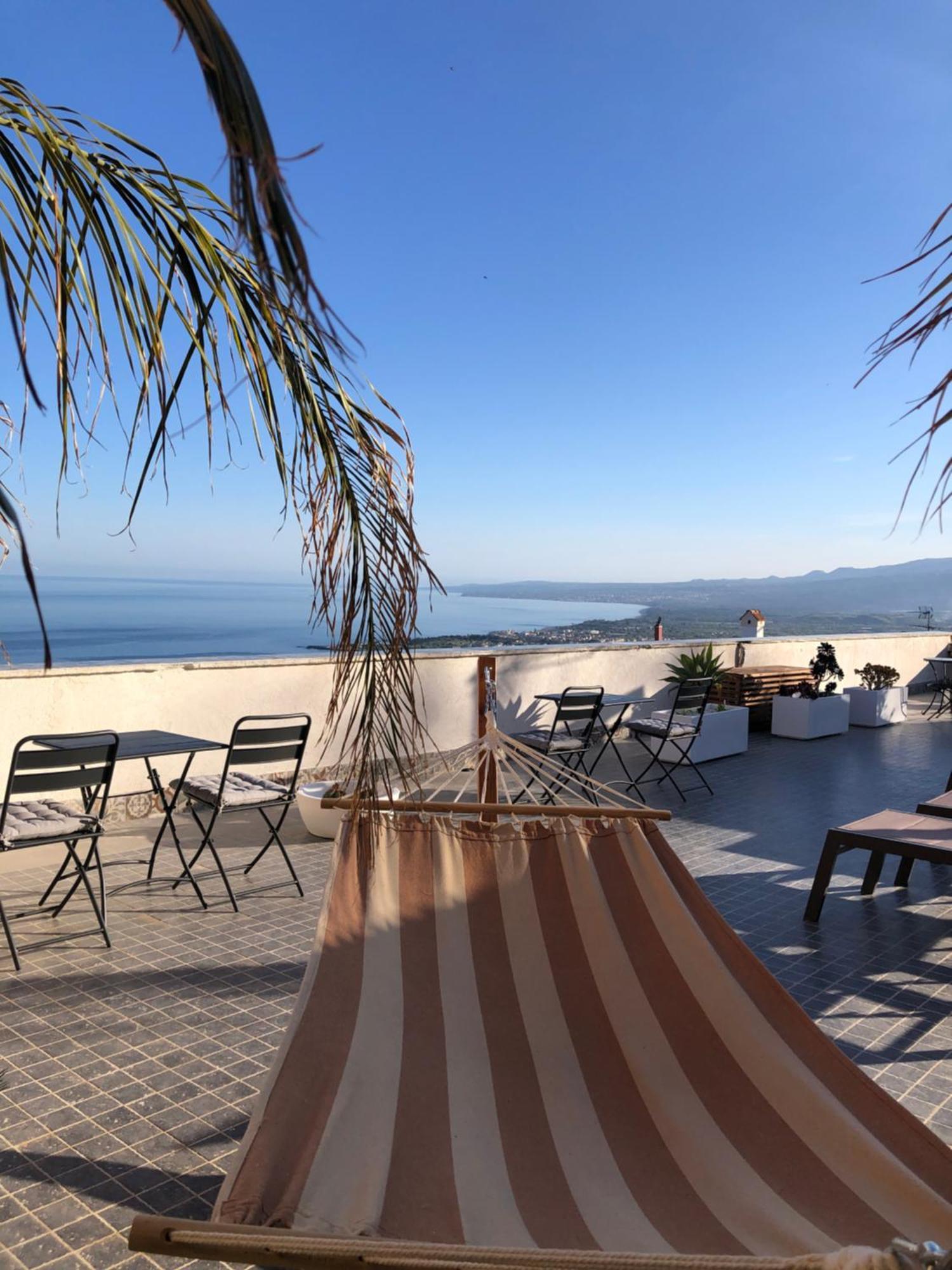 Taormina Center Private Apartments By Fragranza Di Sicilia Ngoại thất bức ảnh