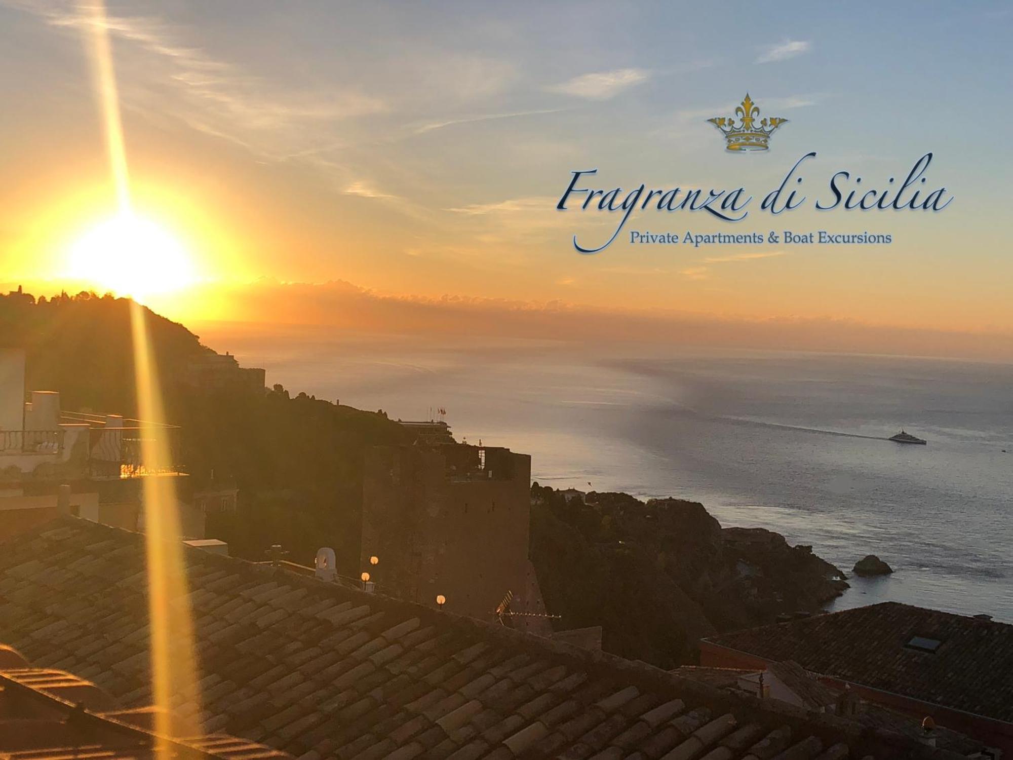 Taormina Center Private Apartments By Fragranza Di Sicilia Ngoại thất bức ảnh