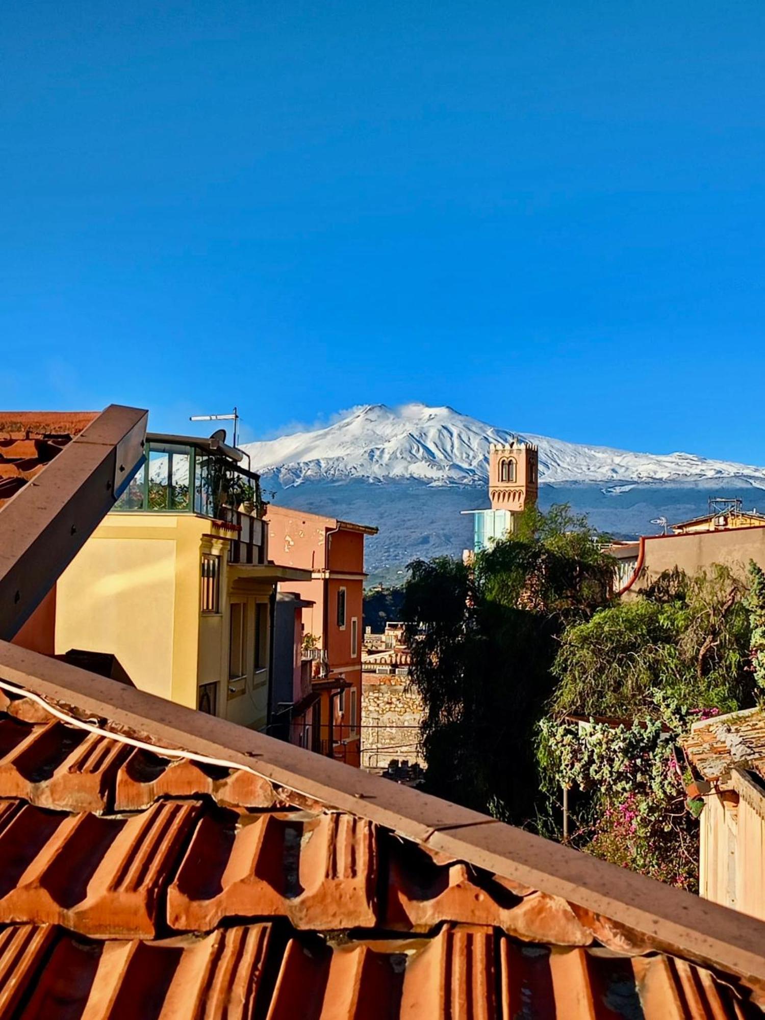 Taormina Center Private Apartments By Fragranza Di Sicilia Ngoại thất bức ảnh